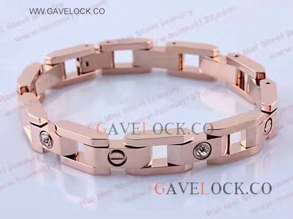 Cartier Replica Santos Bracelet With 4 Diamonds - Rose Gold Color